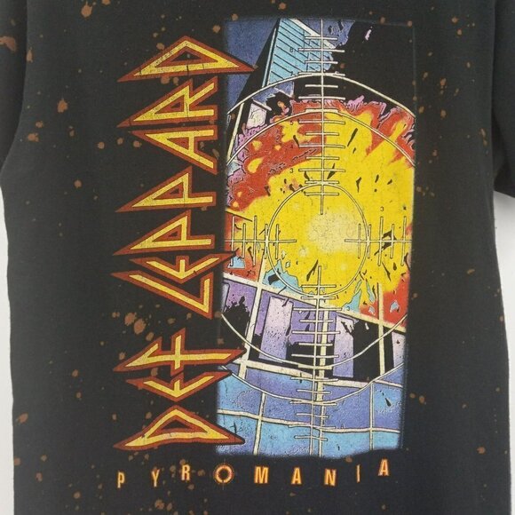 Def Leppard Pyromania Bleach Splatter Graphic Band Tee T-Shirt Black Edgy S - Picture 3 of 8